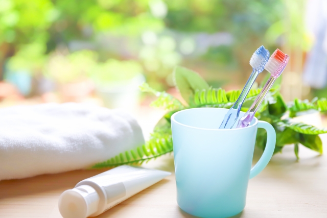 歯ブラシと歯磨き粉 デンタルケアイメージ